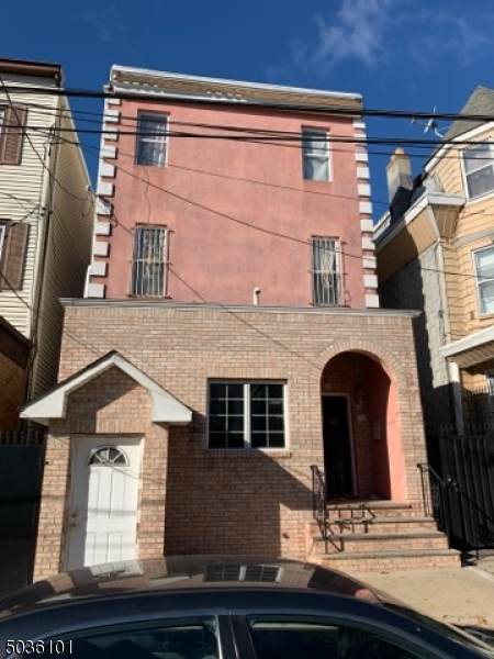 156 Garside St - Photo 1