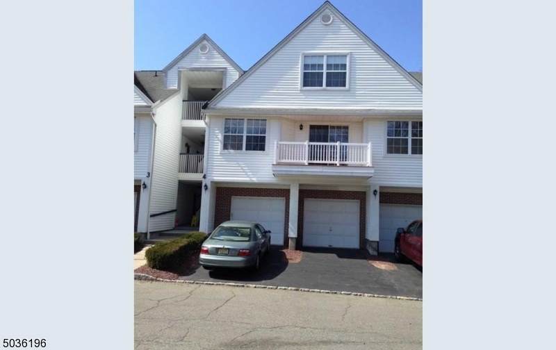 4 Vernon Ct - Photo 1
