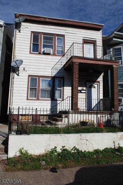 435 11TH AVE - Photo 1