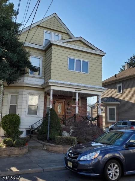 19 Lincoln Ave - Photo 1