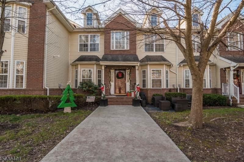 25 Forest Dr - Photo 1