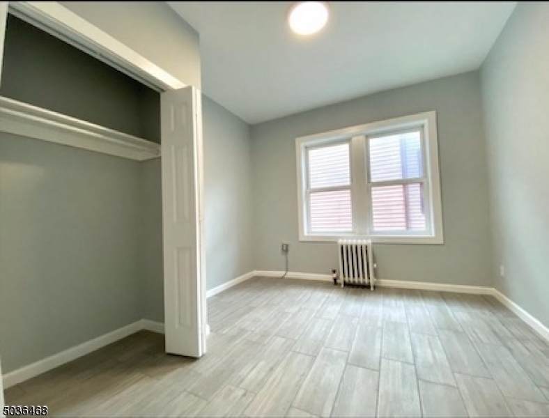 252 Clifton Ave - Photo 1