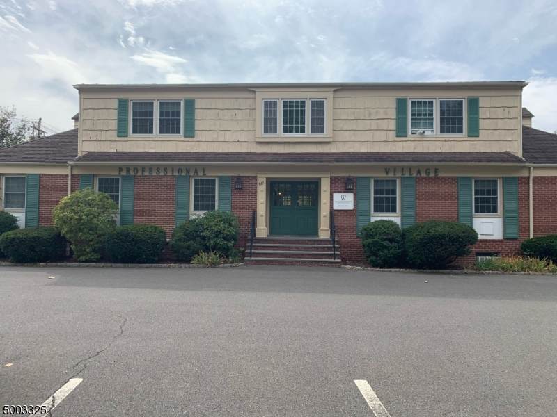 661 Shunpike Rd - Photo 1