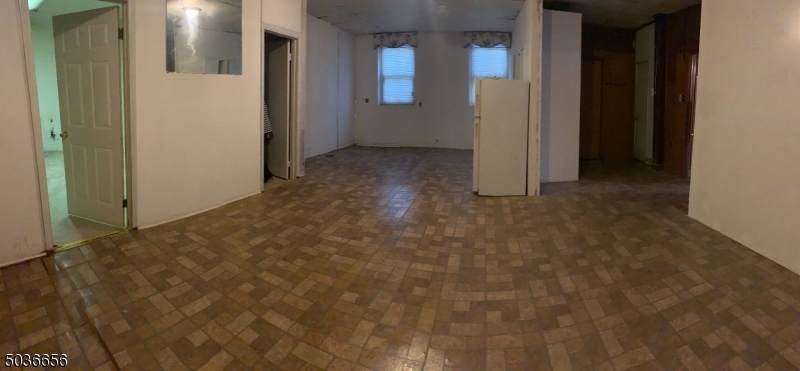 1372 Springfield Ave - Photo 1