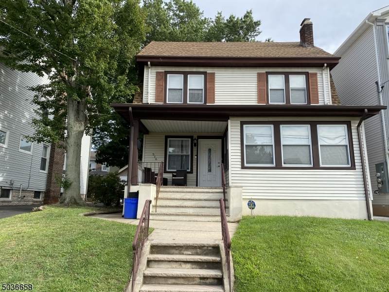 516 Linden Ave - Photo 1