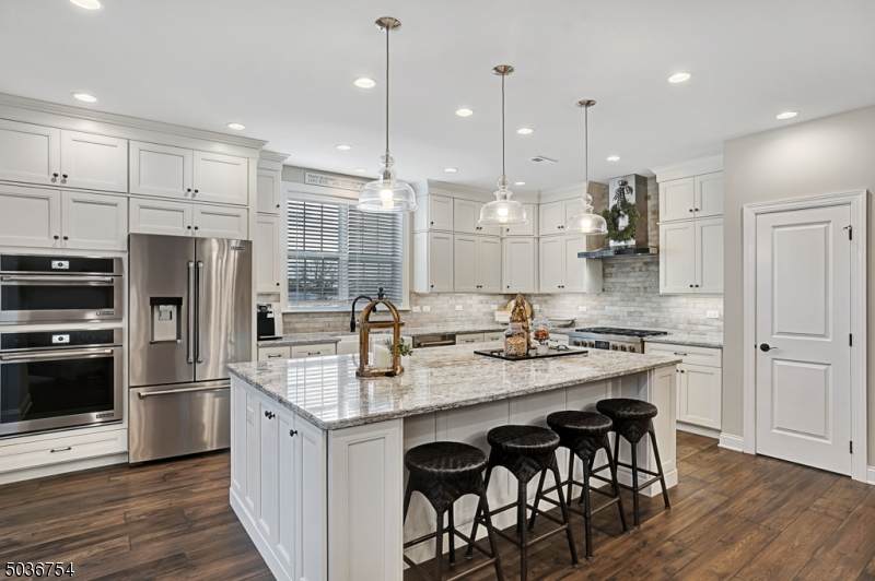 75 Van Cleef Dr - Photo 1