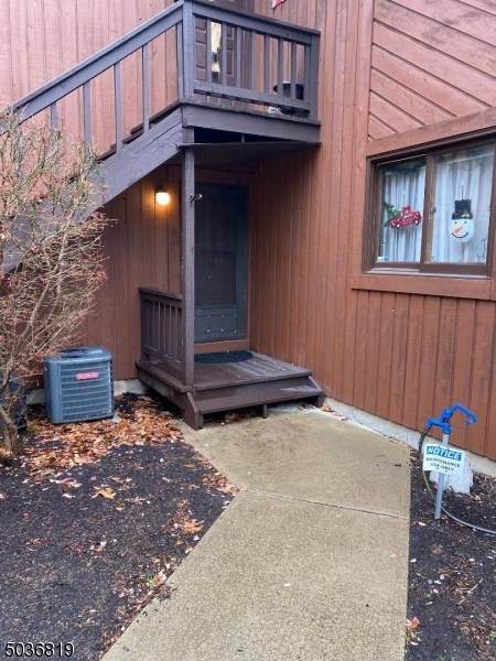 8 Sunrise Dr - Photo 1