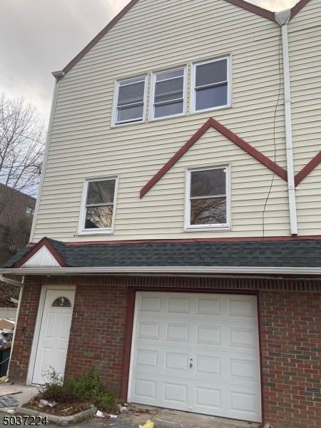 263 Paulison - Photo 1