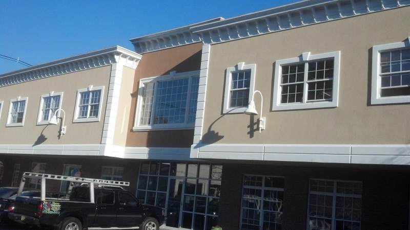 135 Main St - Photo 1