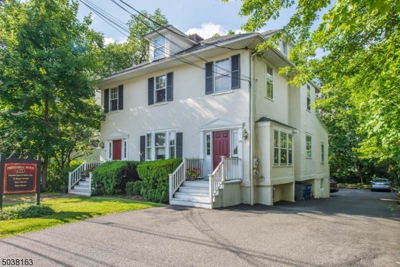 175 Washington St - Photo 1