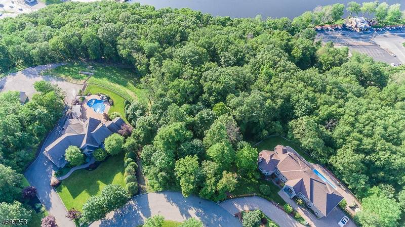 92 Chopin Dr - Photo 1
