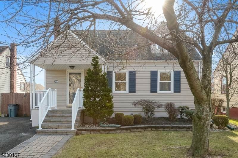309 Sampton Ave - Photo 1