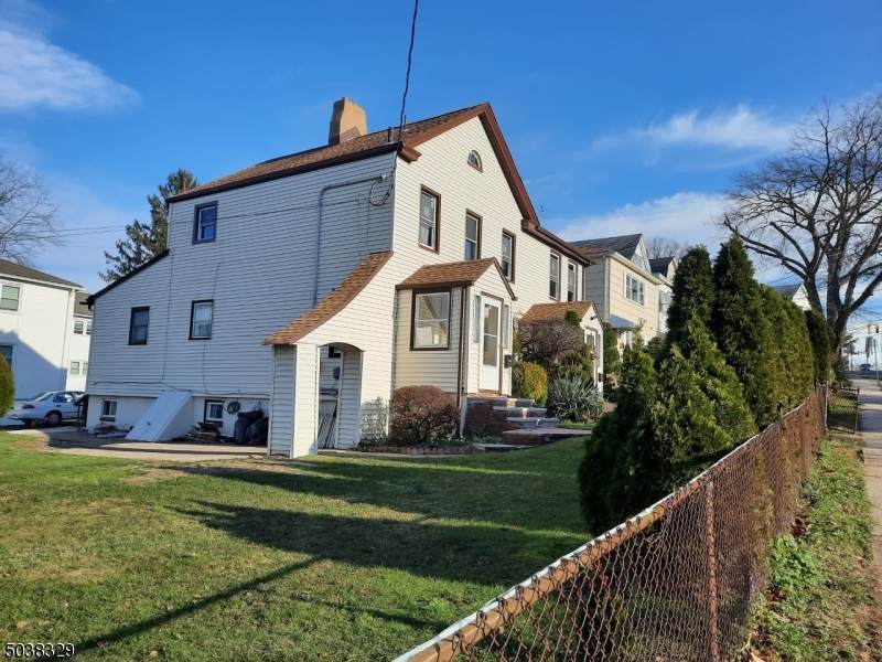281 Hoover Ave - Photo 1