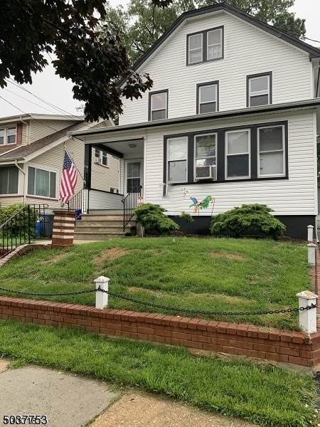219 Locust Ave - Photo 1