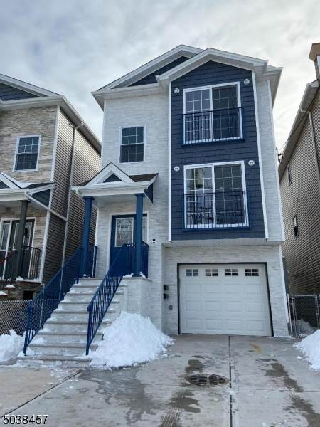 228 Erie St 2nd Floor - Photo 1