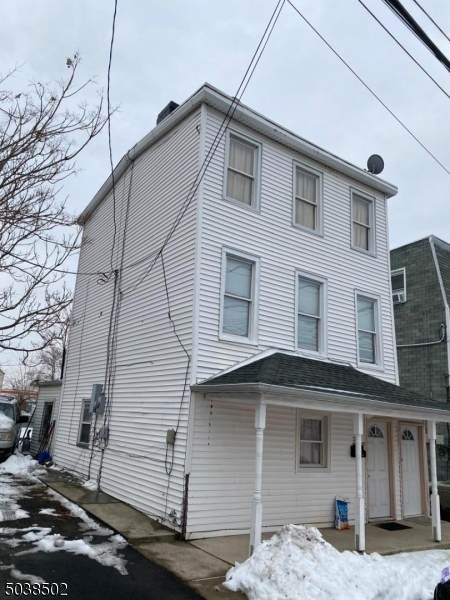 574 White St - Photo 1