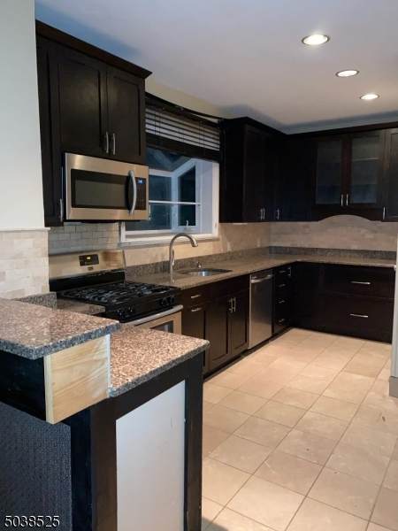 396 Buffalo Ave - Photo 1