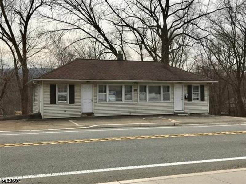 82 Ringwood Ave - Photo 1