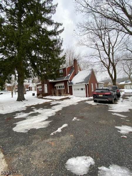 1016 Valley Rd - Photo 1