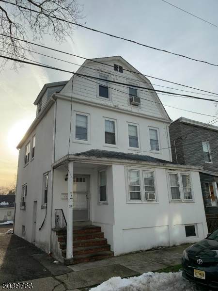 32 Oakwood Avenue - Photo 1