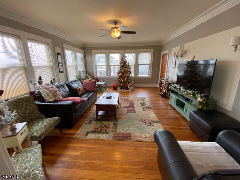 35 Hazelwood Rd - Photo 1