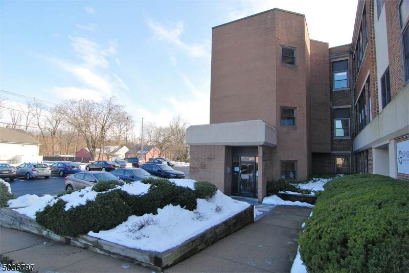 124 E Main St Suite 209 - Photo 1