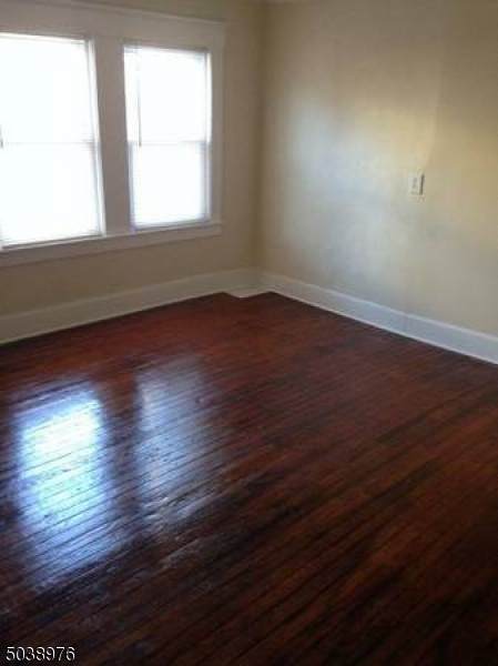 1130 Sussex Tpke - Photo 1