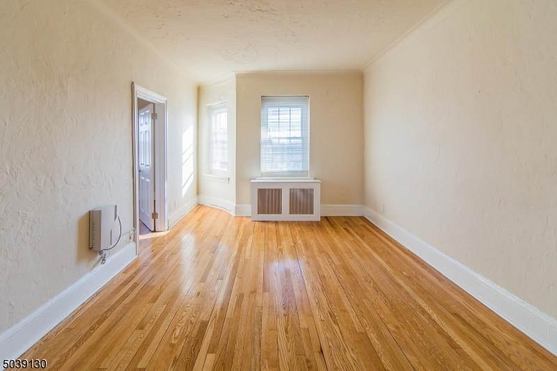 14 Evelyn Pl - Photo 1