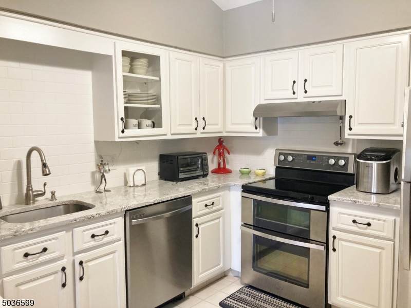 66 Duck Hawk Ct - Photo 1