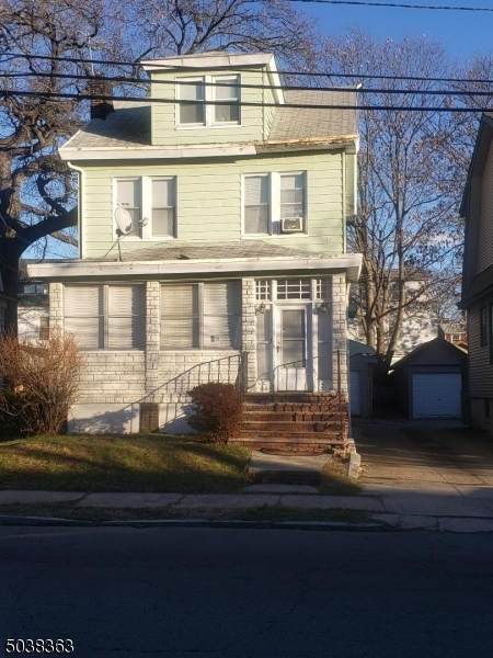84 Longfellow Ave - Photo 1