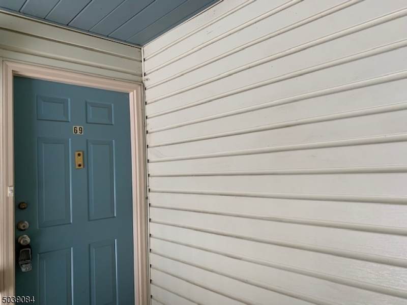 69 Crabapple Ln - Photo 1