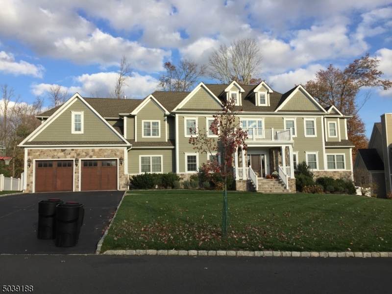 4 Lillian Ct - Photo 1