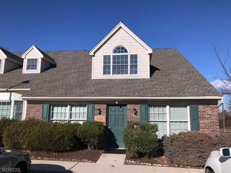 404 Towne Centre Dr - Photo 1