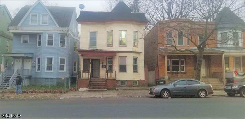 89 Eaton Pl - Photo 1