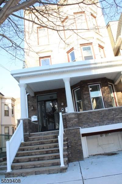 6 50TH ST - Photo 1