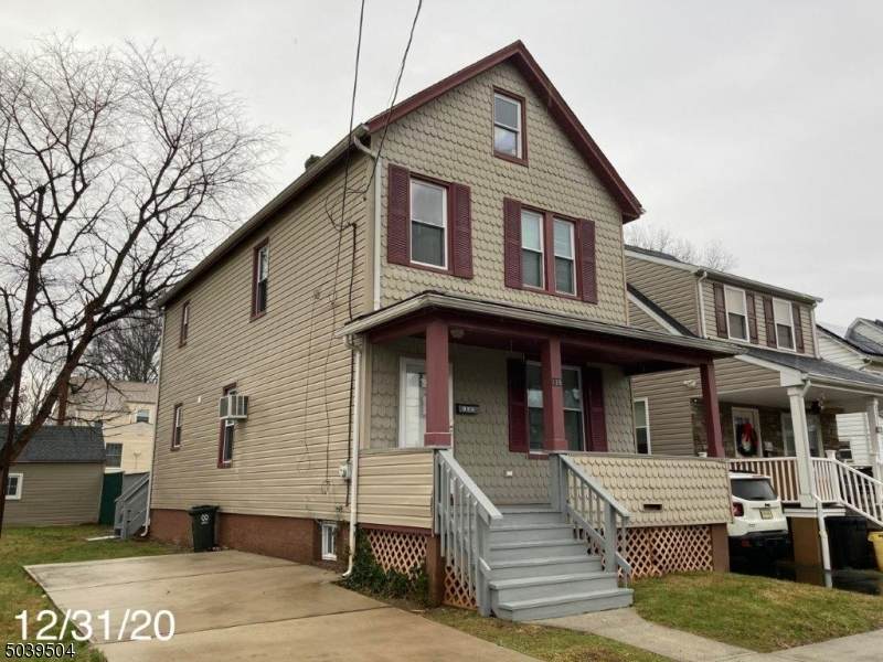 135 Walters St - Photo 1