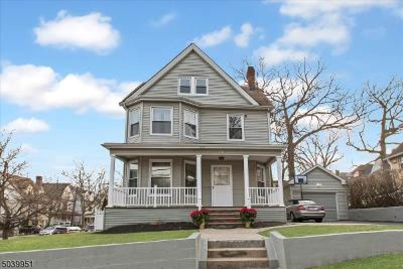 66 Heller Pkwy - Photo 1