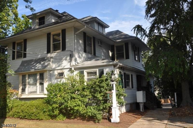 25 Grove Ave - Photo 1