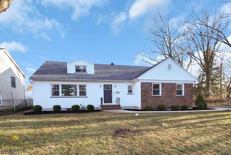601 Cranford Ave - Photo 1
