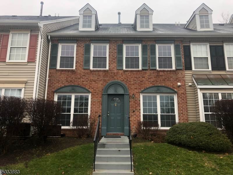 11 Howard Court - Photo 1