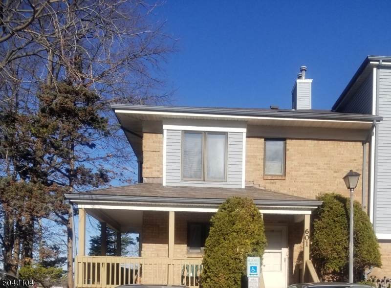 601 Peach St. Village - Photo 1