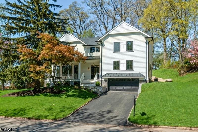 26 Woodfern Rd - Photo 1