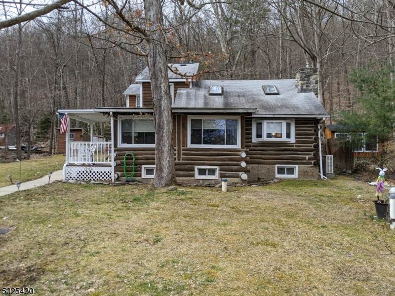 218 Bearfort Rd - Photo 1
