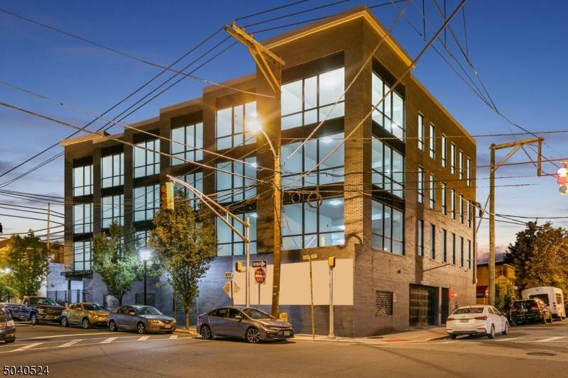 1601 Manhattan Ave. - Photo 1