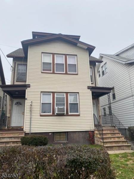 323 Myrtle Ave - Photo 1