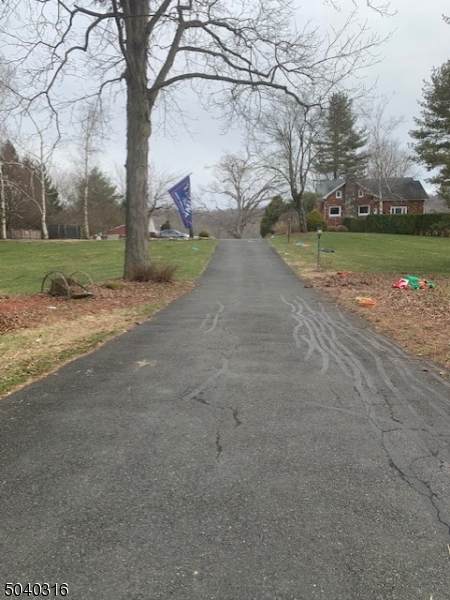 233 Davis Rd - Photo 1