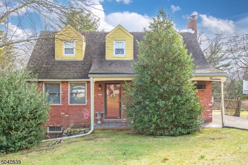 14 Braen Ave - Photo 1