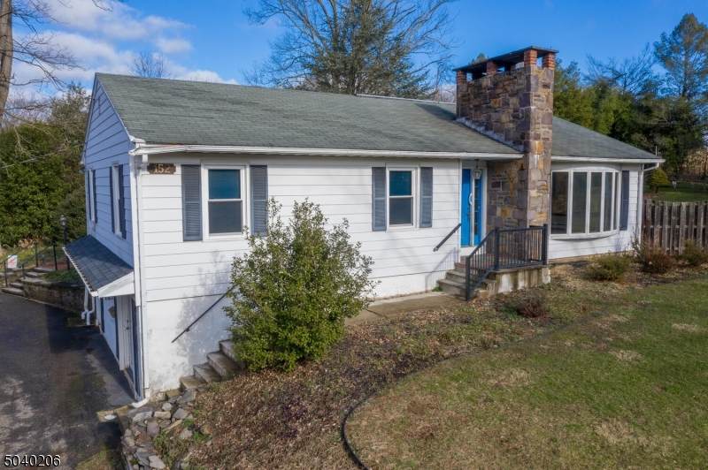 152 Rosemont Ringoes Rd - Photo 1