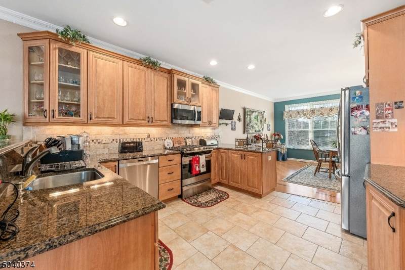 31 Catamaran Ct - Photo 1