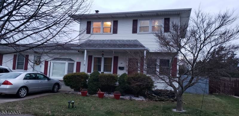 93 Louise Dr - Photo 1